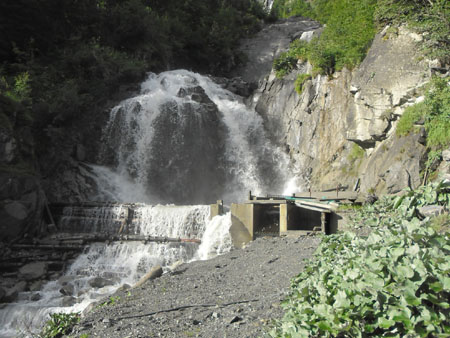 waterval bij Gfelalp