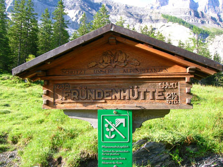 wegwijzer bij Oeschinensee