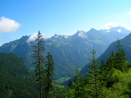 in de ochtendzon bij Grutschalp