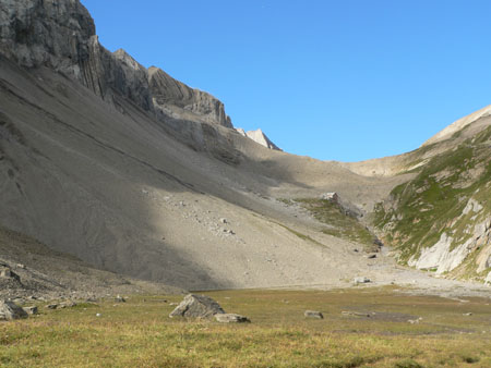 daar moeten we naar boven