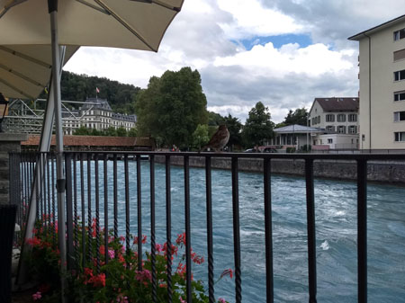 terras aan de Aare