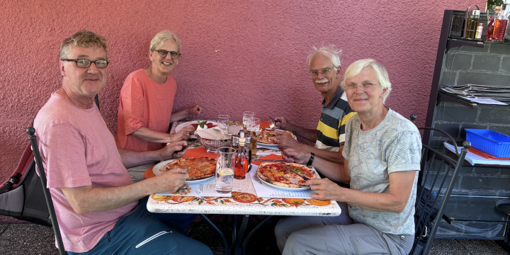 uit eten in Gwatt