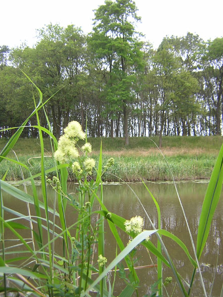 rust aan het kanaal