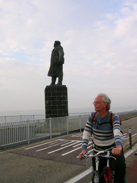 monument voor ir. Lely