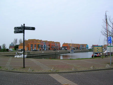 eens wat anders: de moderne haven van Stavoren