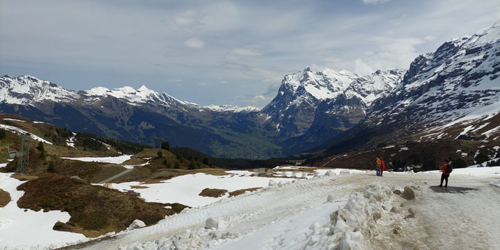 Kleine Scheidegg in de sneeuw